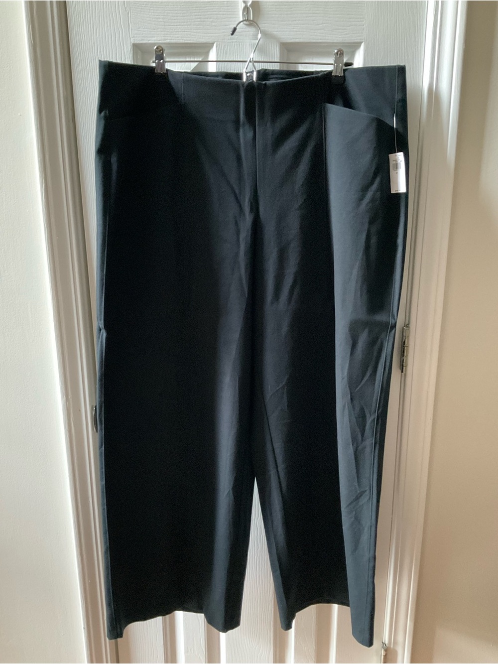 Old Navy Women's Wide Leg Pants in Black